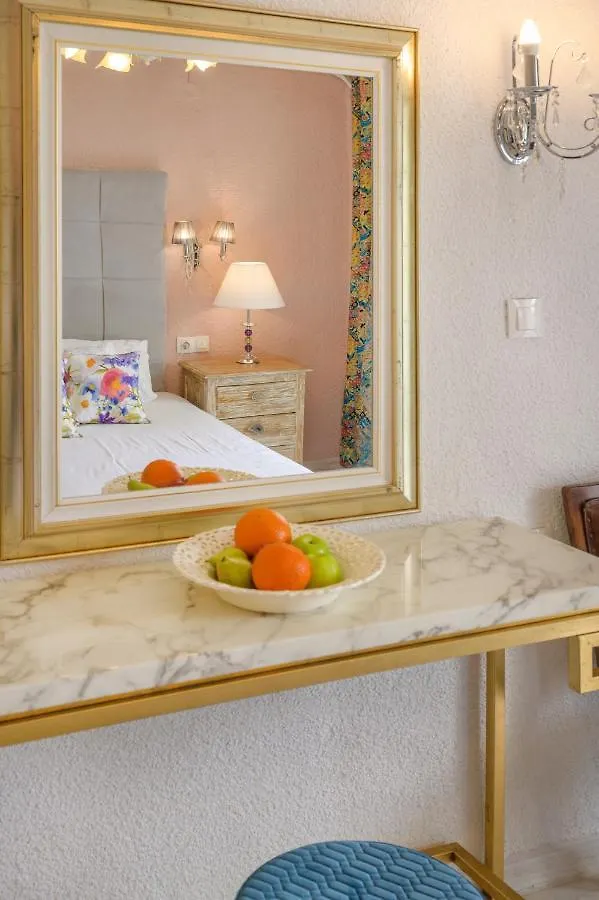 Leandros Hotel Nea Roda