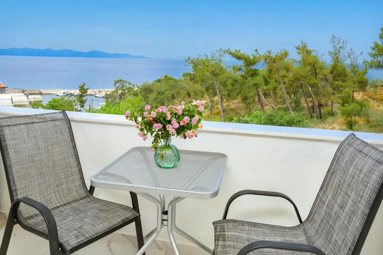 Leandros Hotel Nea Roda