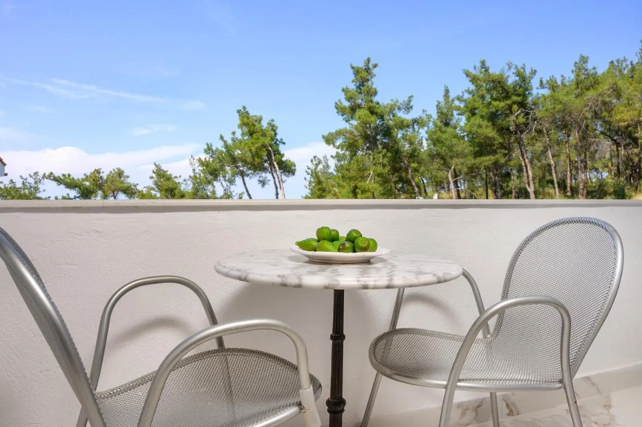 Leandros Hotel Nea Roda