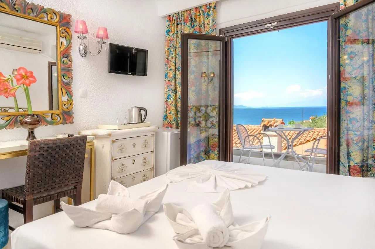 Leandros Hotel Nea Roda 3*,